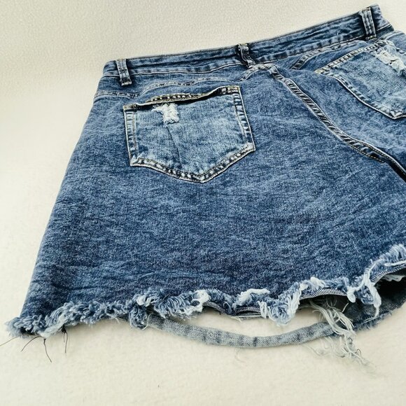 Kroix Jean Shorts Women Plus Size 22 Distressed Torn Ripped Holes Raw Rag Cutoff - Picture 5 of 10